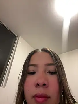 bellaroch online show from May 29, 12:38 am