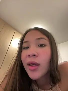 bellaroch online show from May 28, 3:36 am