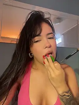 FERNANDAXX  online show from June 17, 1:10 pm