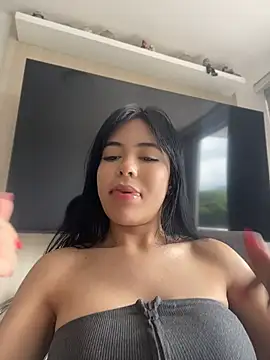 FERNANDAXX  online show from June 25, 4:01 pm