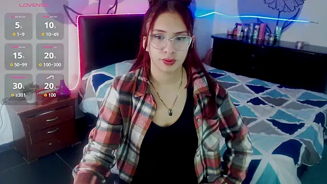 ashly litlle online show from June 20, 8:03 pm