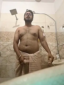 Snapshot of Sexyboyforyou33 chatting on July 6, 7:26 am Sexyboyforyou33 online show from July 6, 7:26 am