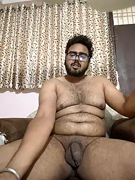 Snapshot of Sexyboyforyou33 chatting on July 4, 7:48 am Sexyboyforyou33 online show from July 4, 7:48 am