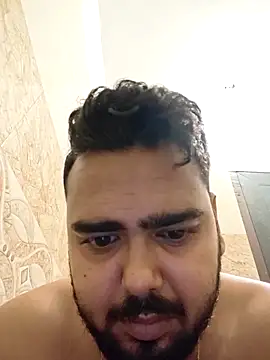 Snapshot of Sexyboyforyou33 chatting on May 21, 9:39 am Sexyboyforyou33 online show from May 21, 9:39 am
