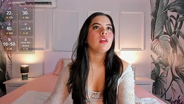 Isabella Rios  online show from May 22, 12:25 pm