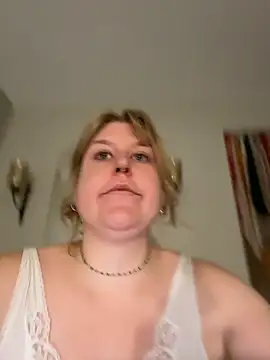 heyheyitssage online show from May 30, 1:17 pm