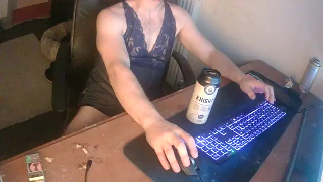Snapshot of Davidski1234 chatting on June 20, 3:55 am Davidski1234 online show from June 20, 3:55 am