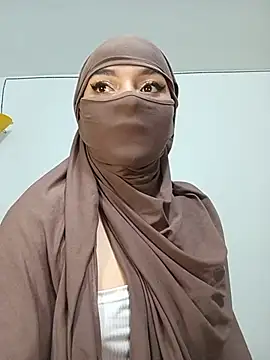 Snapshot of Samira_1 chatting on July 4, 11:20 pm Samira 1 online show from July 4, 11:20 pm