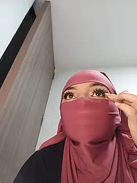 Snapshot of Samira_1 chatting on June 30, 12:10 am Samira 1 online show from June 30, 12:10 am