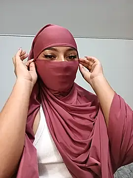 Snapshot of Samira_1 chatting on June 22, 11:13 pm Samira 1 online show from June 22, 11:13 pm