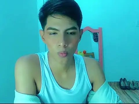 Snapshot of phuwin_bj chatting on June 7, 7:02 am phuwin bj online show from June 7, 7:02 am