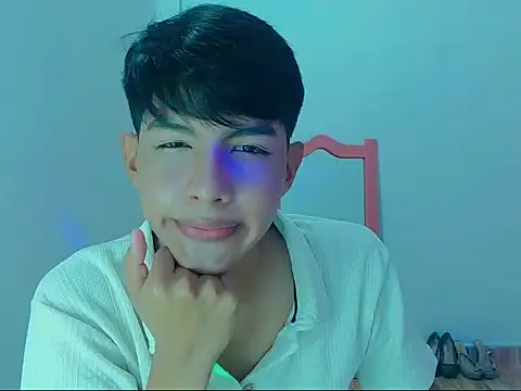 Snapshot of phuwin_bj chatting on June 3, 4:46 am phuwin bj online show from June 3, 4:46 am