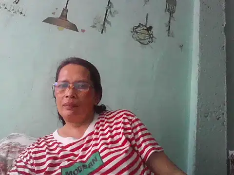 momshe2026 online show from June 20, 7:57 am