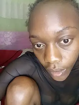 Snapshot of Paulahaze chatting on June 18, 10:04 pm Paulahaze online show from June 18, 10:04 pm
