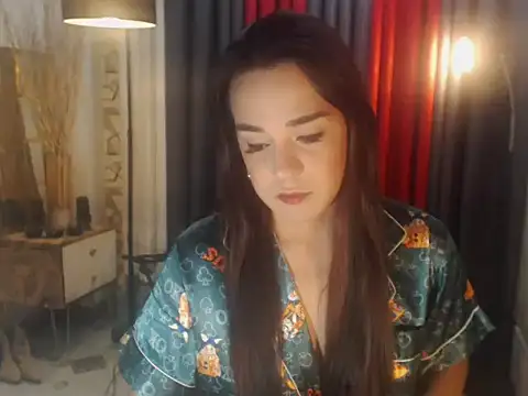 HotMonique09 online show from June 4, 8:19 am
