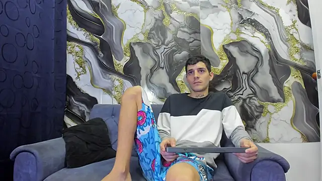 boy max latin online show from May 28, 7:31 pm