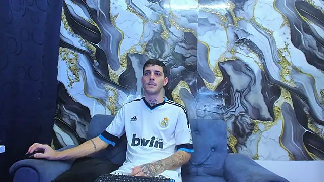 boy max latin online show from June 20, 4:06 am