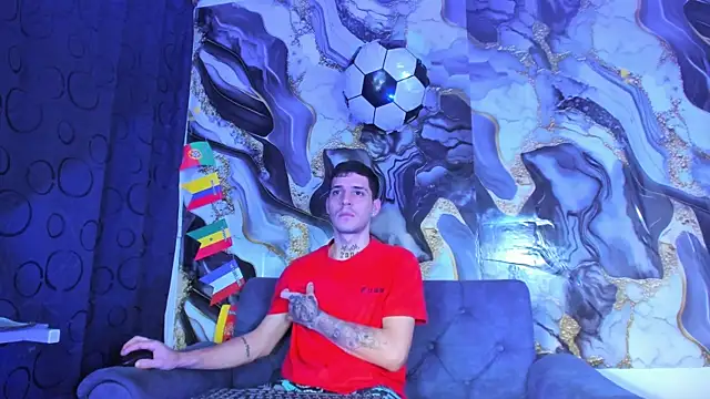 boy max latin online show from June 25, 3:37 am