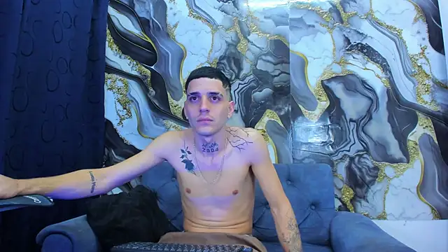 boy max latin online show from July 8, 3:19 am