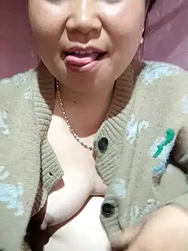 Snapshot of Lyvanmay- chatting on May 30, 1:06 pm Lyvanmay- online show from May 30, 1:06 pm