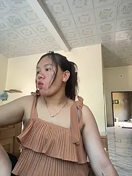 Snapshot of Suki-love chatting on May 27, 1:48 am Suki-love online show from May 27, 1:48 am