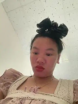 Snapshot of Suki-love chatting on May 22, 3:48 am Suki-love online show from May 22, 3:48 am