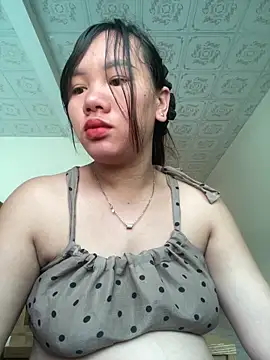 Snapshot of Suki-love chatting on June 14, 2:46 am Suki-love online show from June 14, 2:46 am