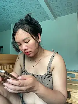 Snapshot of Suki-love chatting on June 7, 3:45 am Suki-love online show from June 7, 3:45 am