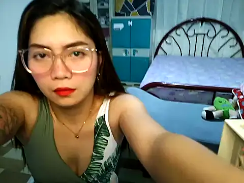 Sexynica online show from May 26, 9:02 pm