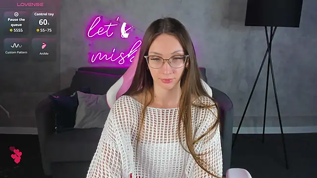 Snapshot of Alexa_Carte chatting on July 16, 3:36 am Alexa Carte online show from July 16, 3:36 am