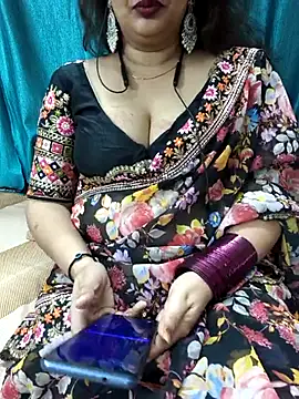 Snapshot of kavyabhabhi chatting on June 16, 8:36 am kavyabhabhi online show from June 16, 8:36 am