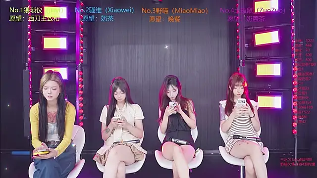 Snapshot of YDHY-girl-08 chatting on July 19, 9:39 am YDHY-girl-08 online show from July 19, 9:39 am
