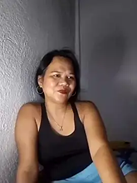 missLiLy07 online show from May 31, 2:34 pm