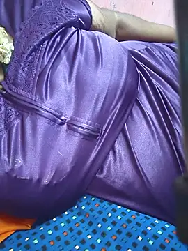 geetha431 online show from June 21, 9:42 pm