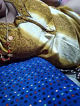 geetha431 online show from July 1, 5:24 pm