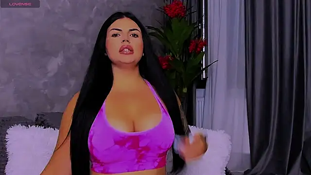 RheaLynn18 online show from June 23, 8:40 pm