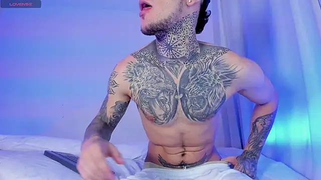 Snapshot of _Kevin_xxx chatting on November 26, 4:56 am Kevin xxx online show from November 26, 4:56 am