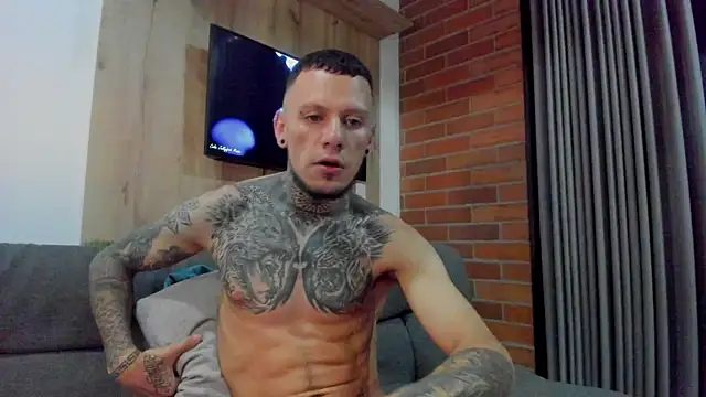 Snapshot of _Kevin_xxx chatting on July 7, 1:30 am Kevin xxx online show from July 7, 1:30 am