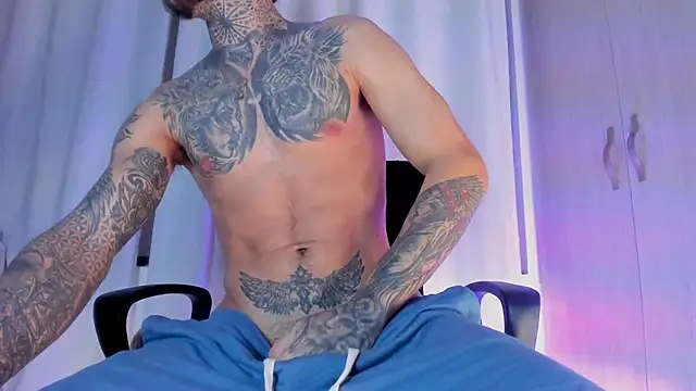 Snapshot of _Kevin_xxx chatting on May 13, 9:49 am Kevin xxx online show from May 13, 9:49 am