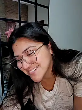 morena95  online show from May 27, 2:46 pm