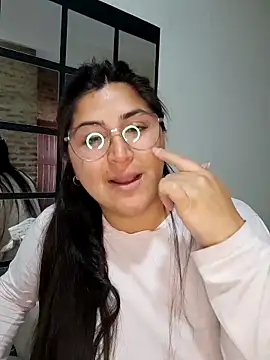 morena95  online show from May 26, 12:58 pm