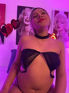 MiaBlonde1 online show from June 15, 11:10 am