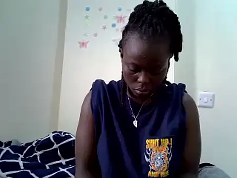 Snapshot of ebonycurvedass chatting on June 18, 7:51 am ebonycurvedass online show from June 18, 7:51 am
