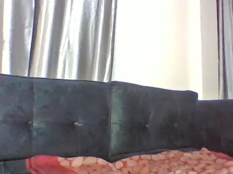 cythuu03 online show from May 31, 7:36 pm