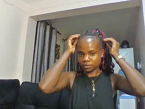 cythuu03 online show from June 3, 10:14 pm
