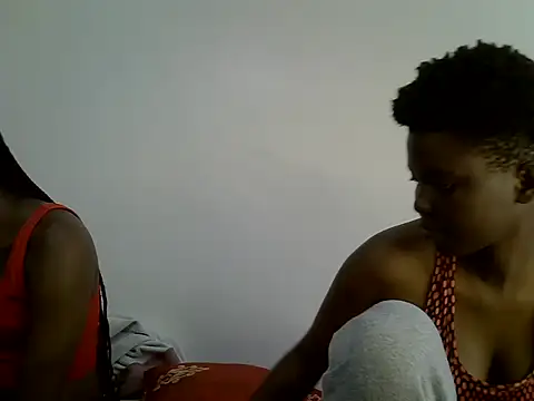 Snapshot of Vsexie chatting on June 16, 10:37 am Vsexie online show from June 16, 10:37 am