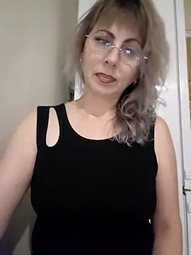 Kitty-MEOWW online show from June 8, 10:21 pm