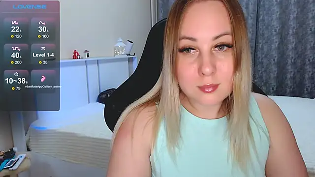 Snapshot of Pretty_Yourfriend chatting on May 20, 6:16 pm Pretty Yourfriend online show from May 20, 6:16 pm