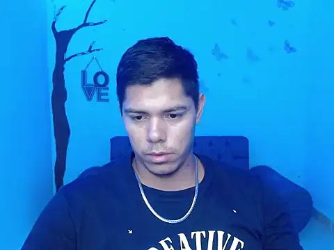 Snapshot of klars_mood1 chatting on July 13, 4:50 pm klars mood1 online show from July 13, 4:50 pm