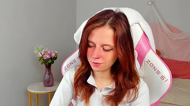 FreyaVeys online show from June 19, 5:13 am